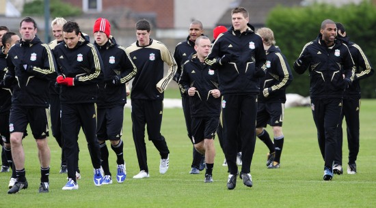 马丁内斯：输球能让球队成长；球员受伤或停赛就不会留在集训