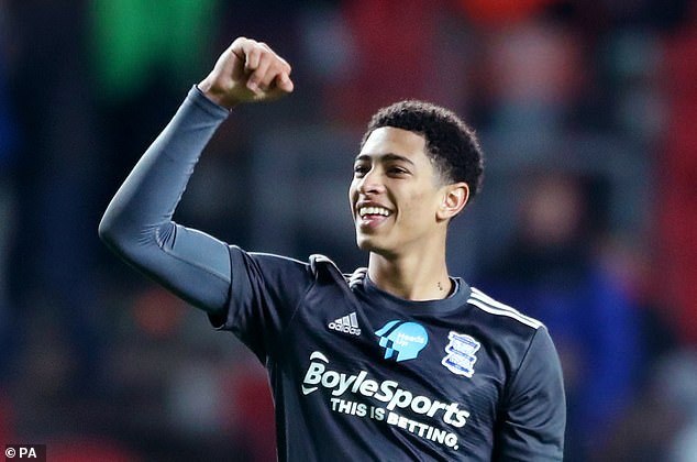 6000万天才前锋遭遇伯纳乌寒冬！恩德里克租借里昂寻求救赎（6000万天赋前锋在伯纳乌遇冷，恩德里克租借里昂盼重生）