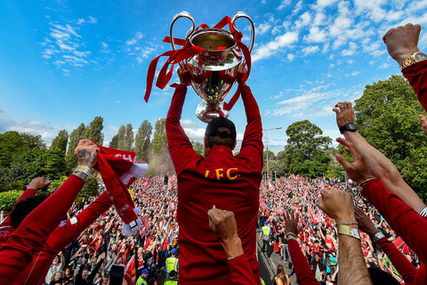 阿坎吉：为球队服务最重要；最想要队友的能力？泽林斯基的技术（阿坎吉：团队利益优先；若可选择队友特质，我想要泽林斯基的技术）