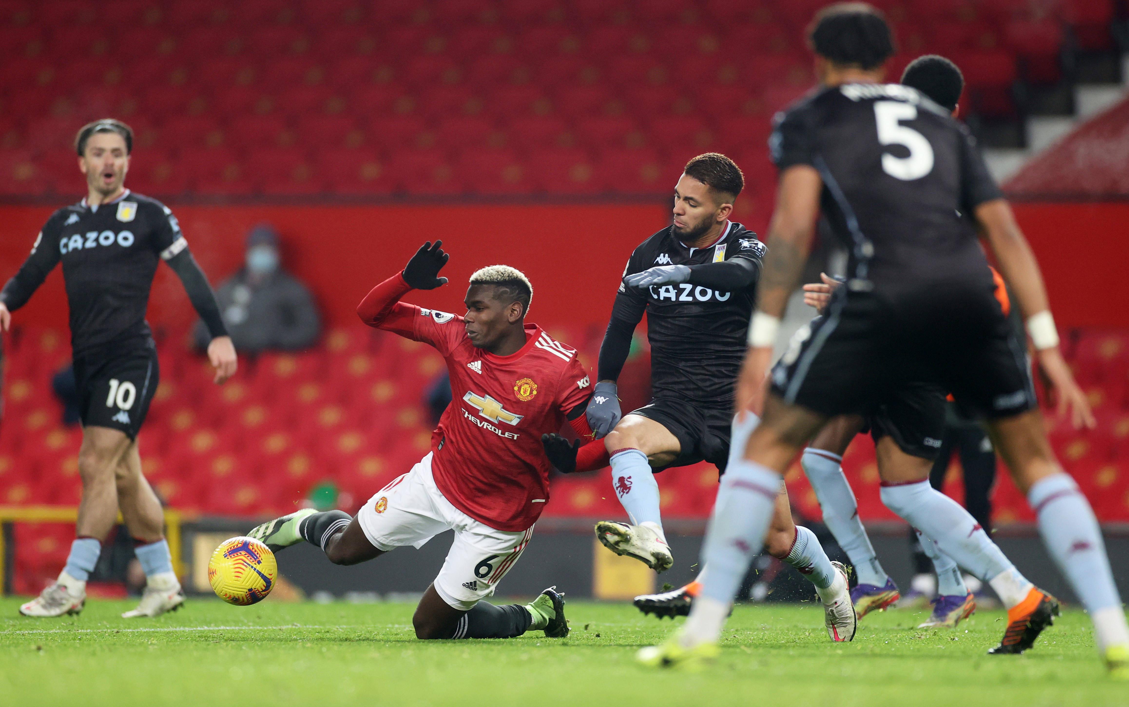 辛辛那提中场吉迪赛后与梅西交换球衣，双方握手并拥抱（梅西与辛辛那提中场吉迪赛后互换球衣，握手相拥）