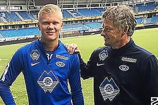 达尼洛：我父亲因姑姑去世没来看比赛，我想把胜利献给全家人