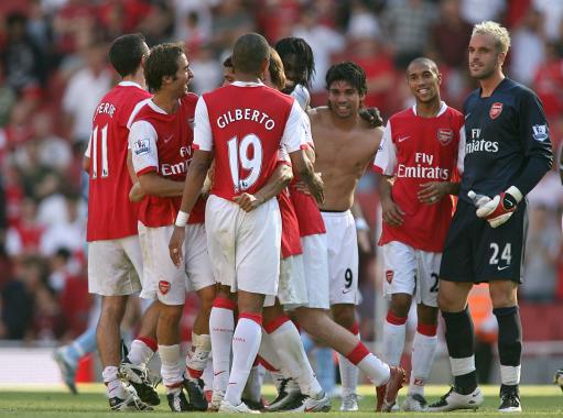 马卡：吕迪格和皇马的续约暂时被搁置，但双方都有意继续合作（马卡：皇马与吕迪格续约进程暂按暂停键，双方仍有意继续携手）