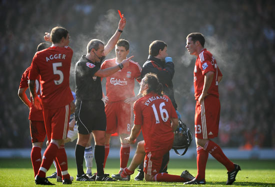 乏力！西汉姆联自21年3月战曼联以来，首次英超半场无射门（低迷！西汉姆联自2021年3月对阵曼联后首次在英超半场零射门）