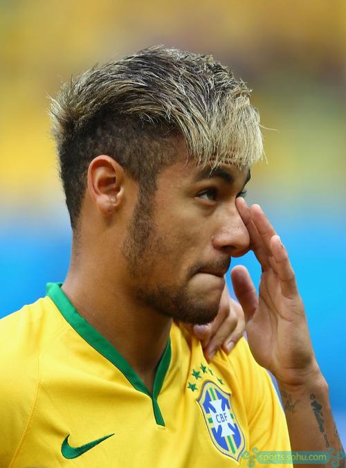 球员：你敢信？我都没看球门（球员直言：你敢信？我根本没看球门）