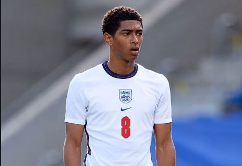 德转列希腊球员历史身价前10：马诺拉斯4500万第1，帕帕上榜（德转盘点希腊球员历史身价TOP10：马诺拉斯4500万居首，帕帕入围）