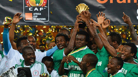 浓眉发出最后通牒！小牛赶紧做决定！可惜了欧文！（浓眉下达最后通牒：小牛尽快决断，欧文恐成遗憾）