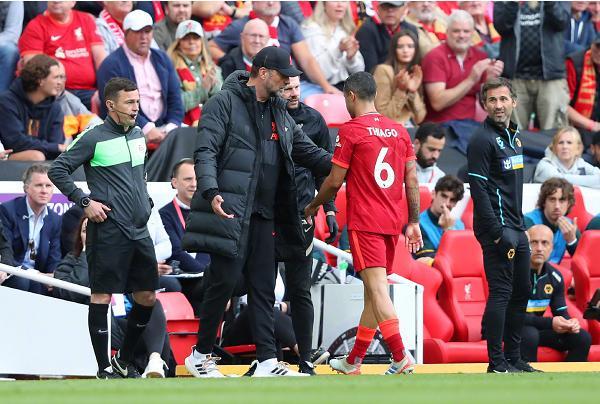 日耳曼战车来袭！德国直通美加墨世界杯决赛圈（德意志战车轰鸣！德国队直达美加墨世界杯正赛）