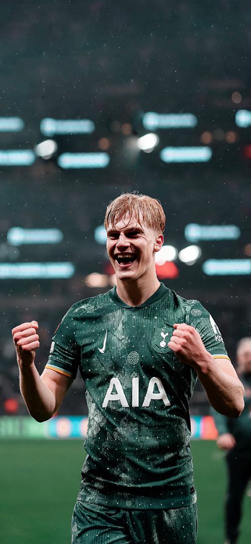 剑南春｜巴萨5-3贝蒂斯迎西甲6连胜，费兰戴帽，亚马尔点射（剑南春｜巴萨5-3击败贝蒂斯豪取西甲六连胜，费兰帽子戏法，亚马尔点射命中）