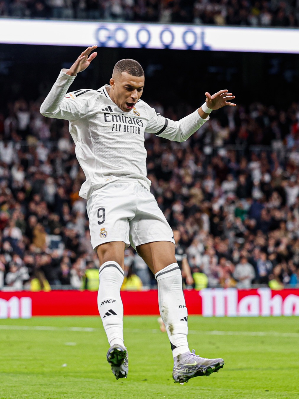 马切吉亚尼：迈尼昂扑点的秘诀是米兰的门将教练菲利皮（马切吉亚尼：迈尼昂点球神勇，背后功臣是米兰门将教练菲利皮）