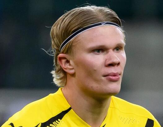 尴尬了！黄蜂关键时刻dnp鲍尔后打出26-8并赢下比赛（黄蜂关键时刻雪藏鲍尔，轰出26-8高潮并赢下比赛）