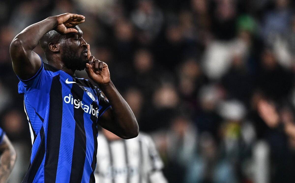 关键时刻连续拿分险追平！张镇麟全场20+8错失扳平三分（末节连得分险扳平，张镇麟砍20+8惜失扳平三分）